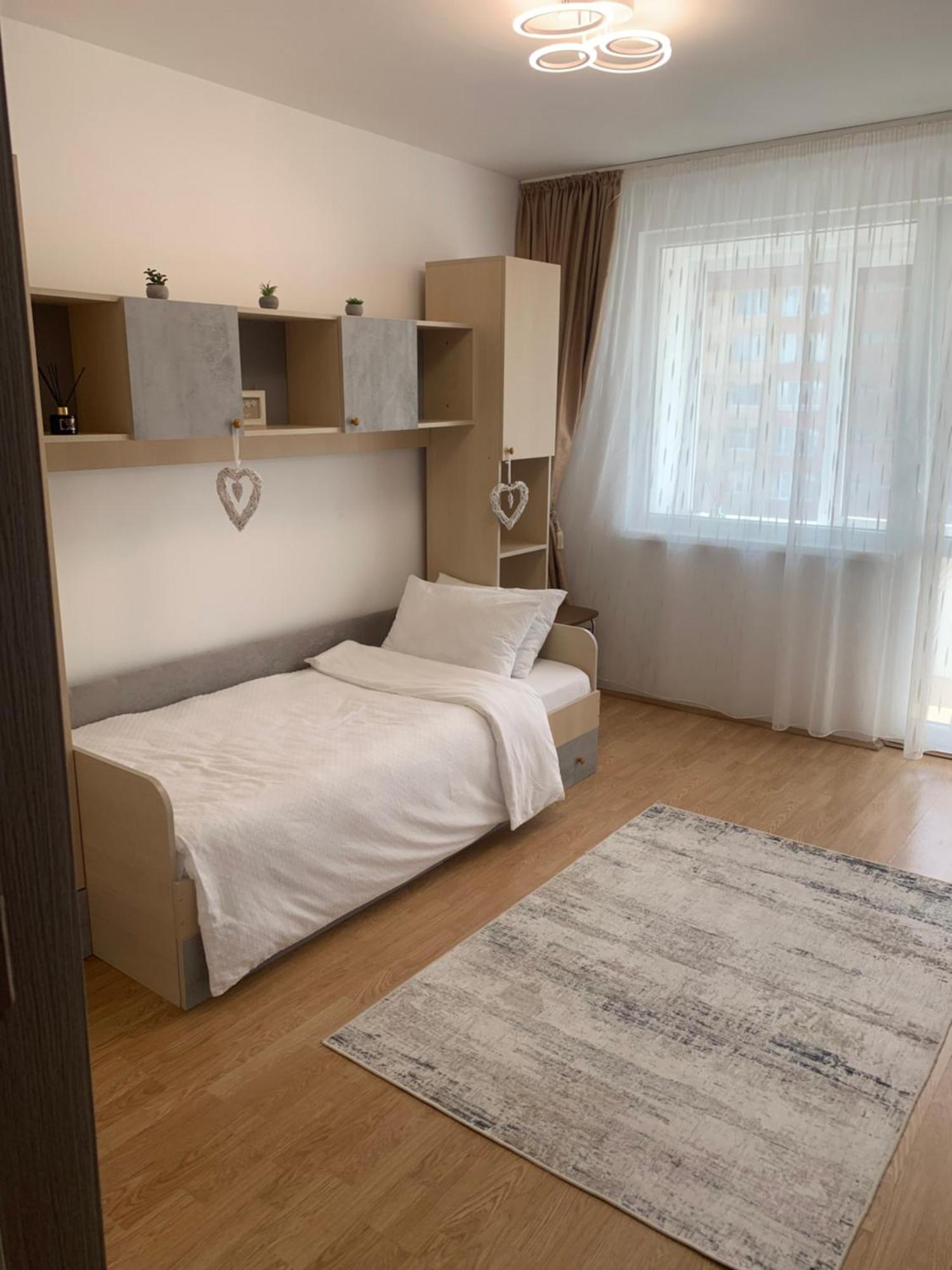 Victoriei Boulevard Private Apartment Brasov Luaran gambar